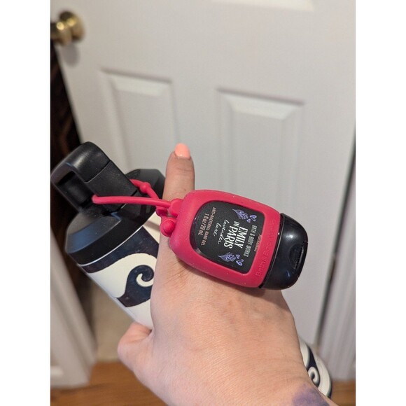 Amelin Archive Mustache Water Bottle & Bath & Bodyworks Hand Sanitizer Bundle - Picture 4 of 6